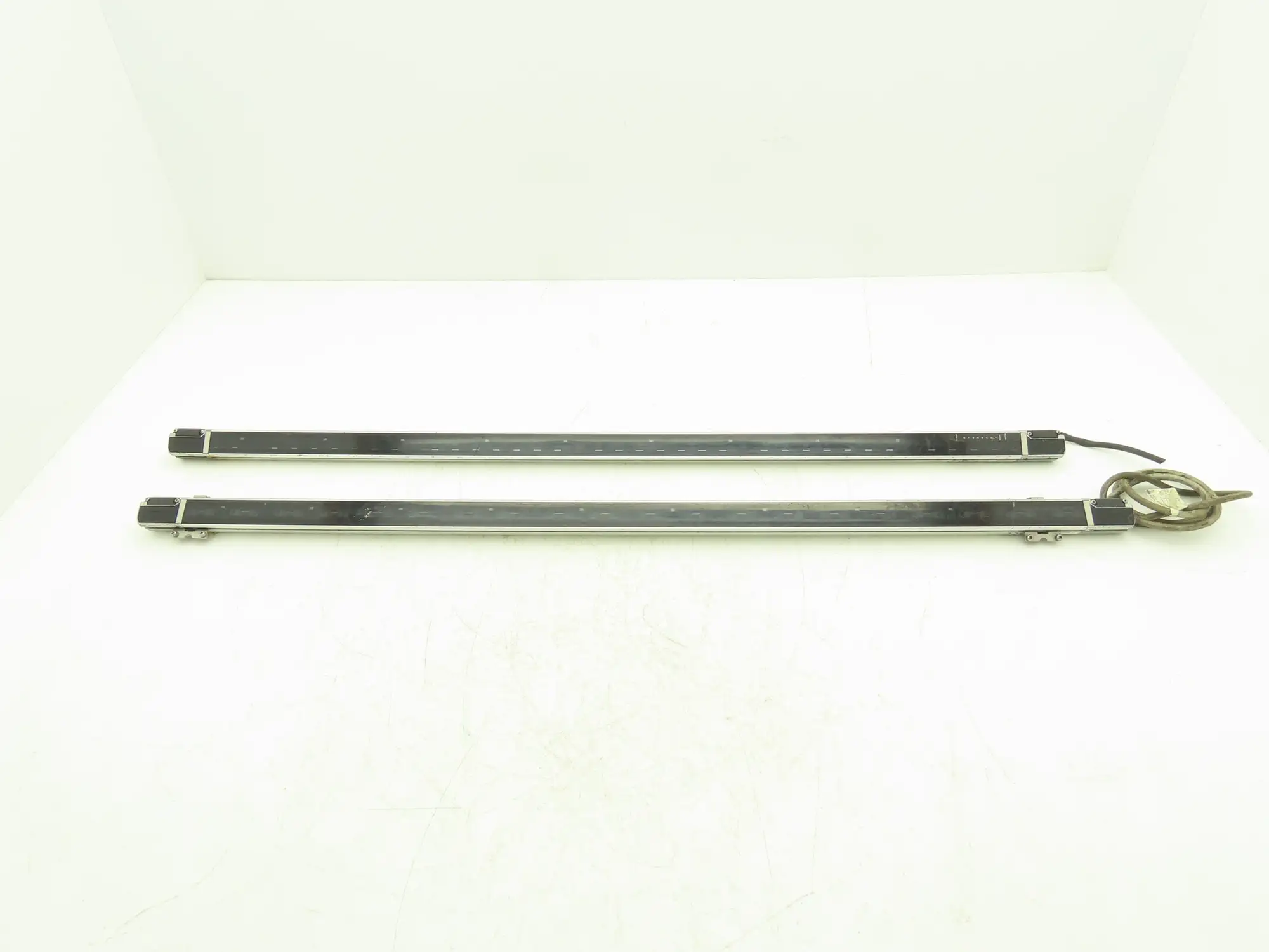Keyence SL-C44H-T/SL-C44H-R Light Curtain Transmitter & Receiver Set 860mm 24VDC