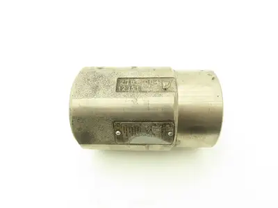 Graco 189442 Valve Housing for L200CS Check-Mate 200cc Severe Duty Pump