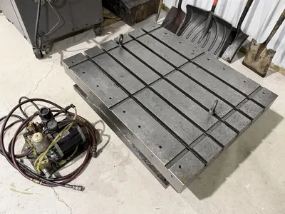 32" x 42" Air Lift Rotary Table