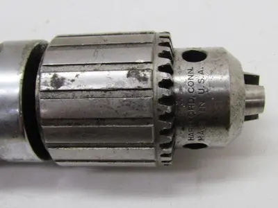 Stanley Model D40P-5 500 rpm Air Pneumatic Drill Nutrunner Jacobs Chuck 1/2"