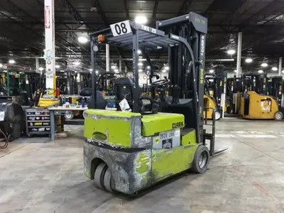 USED 2020 CLARK TMX25
