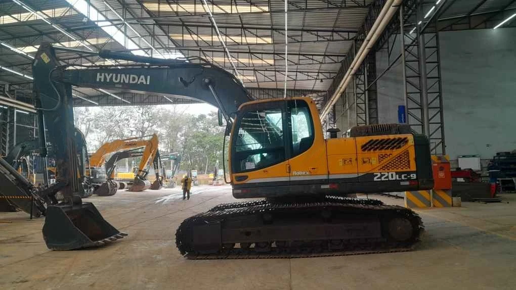 Used 2022 HYUNDAI R220LC Crawler Excavators Florida US | US Global Heavy Equipment Solutions #1412697