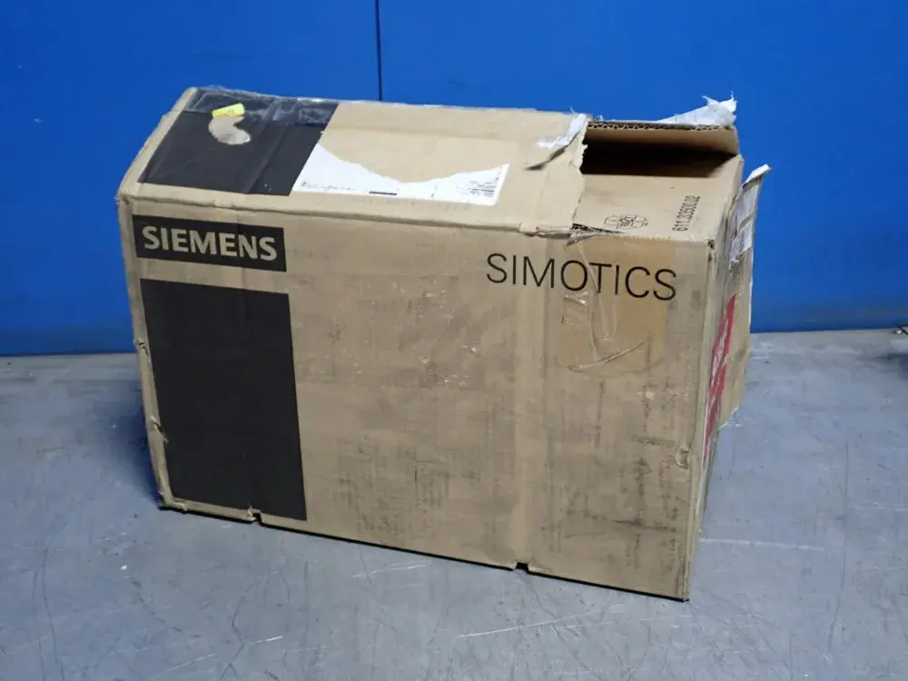 NEW SIEMENS 1FK70602AC711QG1