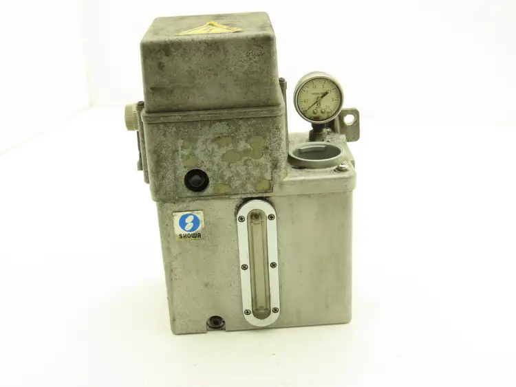 Used SHOWA _UNKNOWN_ Pumps | Arrow Industrial #620383