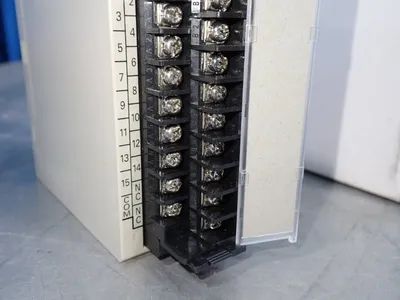 NEW OMRON C200H0C225