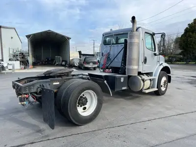 Used 2010 FREIGHTLINER M2112 Cab Chassis trucks Washington US | Puget Sound Truck Sales #1546541
