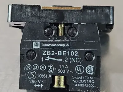 TELEMECANIQUE ZA2BZ102 CONTACT BLOCK. Loc4A-6