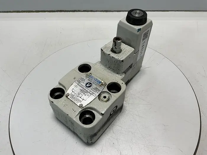 Used VICKERS CG5 060A C M U  B6 Valves/Fittings Michigan US | Ideal Machinery #691168