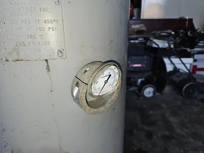 USED 1996 PNEUMATECH PE-500