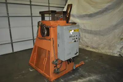 10000 LB X 25" MECON MOTORIZED UNCOILER