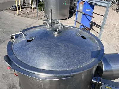 USED J.C. PARDO 200 GAL. DIRECT STEAM, HORIZONTAL AGITATION & SCRAPE SURFACE.