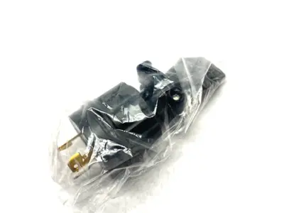 3362RW | American Denki  Waterproof Connector Body 3-Pole 3-Wire 30A 600V - New Other