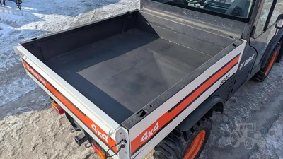 USED 2009 BOBCAT TOOLCAT 5600