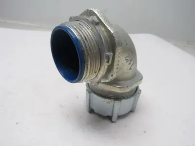 Thomas & Betts 1-1/2" Malleable Iron 90 Degree Liquidtight Connector Lot Of 3