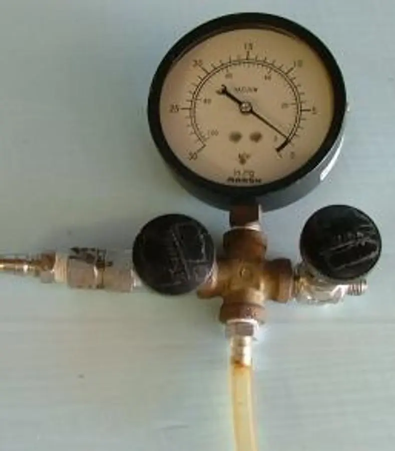 QTY. 1. GAUGE WITH 2 WATTS: VALVE PATENT 3955 647 ...