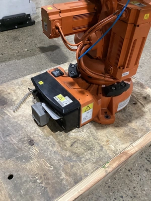USED 2015 ABB IRB 2600 M2004