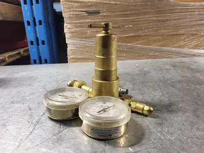 Heavy-Duty/High-Capacity Gas Regulator SR4G-680