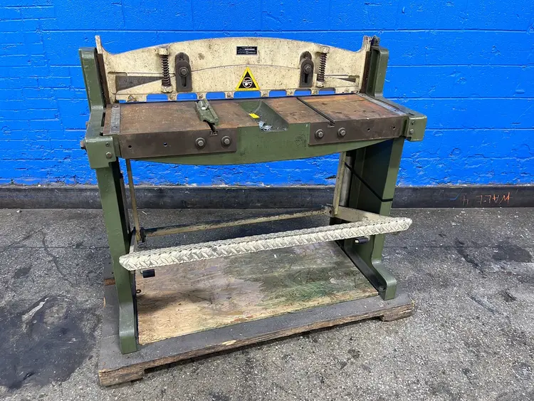 Used DIACRO / HOUDAILLE 36K Sheet Metal Shears Ohio US | HGR 24 #1230611