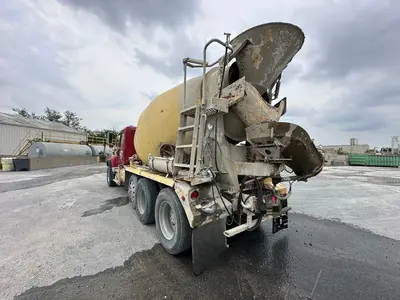 Used 2005 MACK GRANITE CV713 Concrete Mixer Trucks Delaware US | Proxy Equipment #1388926