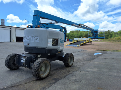 USED 2015 Genie Z-62/40