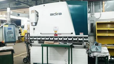 ADIRA MODEL QIHD-9025 90 TON X 8' CNC HYDRAULIC PRESS BRAKE