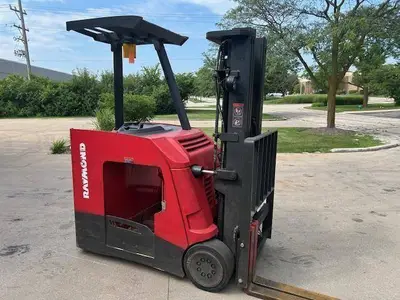 Used RAYMOND 425C40TT Misc Forklifts Illinois US | Somerset Equipment Sales #1542972
