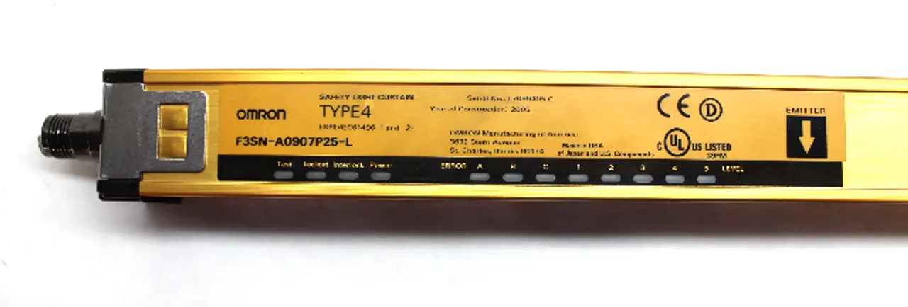 USED OMRON F3SN-A0907P25-L