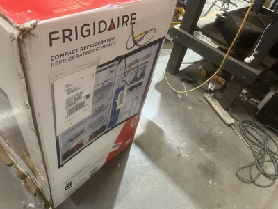 Used FRIGIDAIRE COMPACT Refrigerators Michigan US | Miedema Asset Management Group #1476264