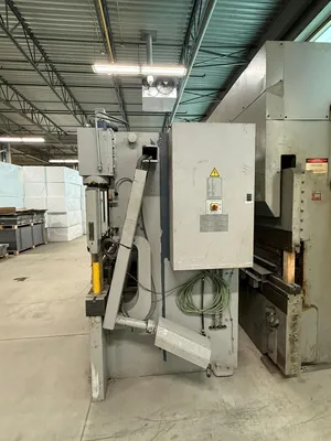 2007 DURMA E37160 Brake Press | ListingHippo (3)