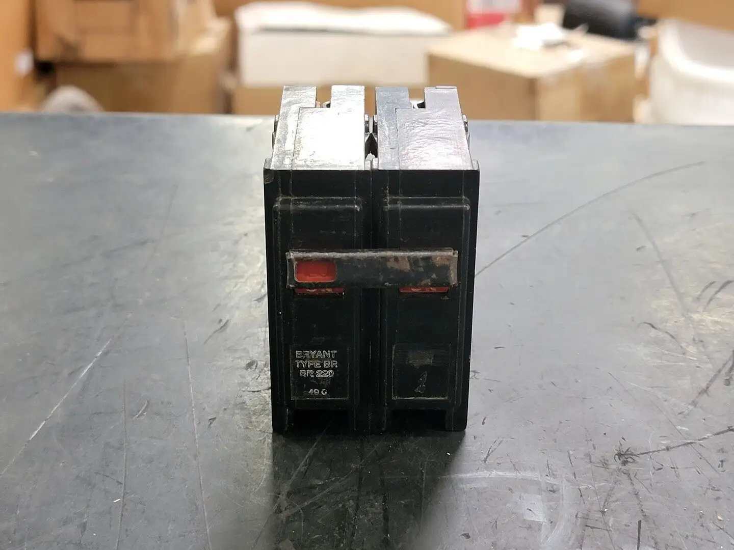 USED BRYANT BR220