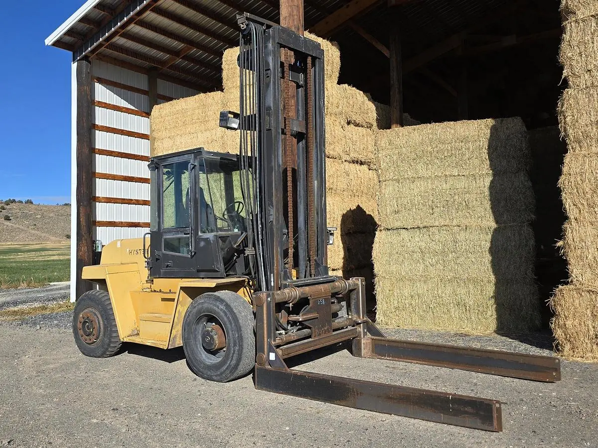 USED HYSTER H210XL