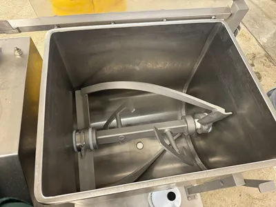 USED DANIELS FOOD EQUIPMENT DMX 100