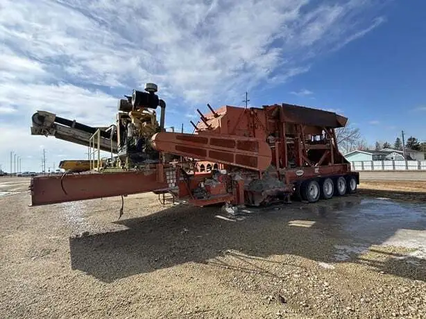 Used 2002 UNIVERSAL 130x150 Crushers Iowa US | Bryan Heavy Equipment #183537