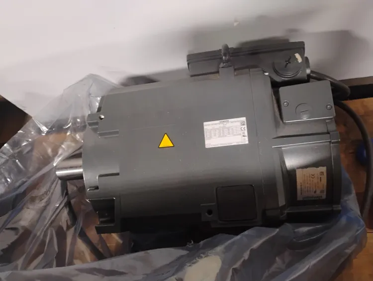 Used SIEMENS 1PH8131-1AF10-2BC1 Servo Motors South Carolina US | ESS Industrial Equipment Sales #215225