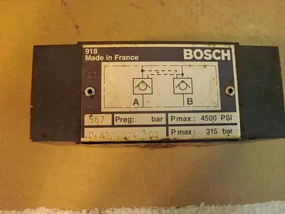 USED BOSCH 0 811 024 102
