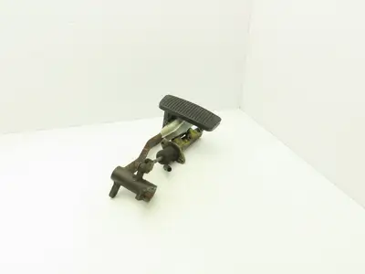 Yale Forklift Brake Pedal Master Cylinder Assembly Off ERC060GHN36TE084
