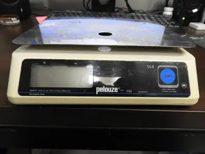 Used Rubbermaid Used Rubbermaid® Pelouze® RUBFS12-88 Digital Portion Control Scale-12 lb Food Scales Illinois US | Falcon Restaurant Supply #1376579