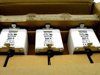 NEW LOT OF 3 SIEMENS 3NE3338-8 SITOR SEMICONDUCTOR FUSE LINK 800A 3NE33388