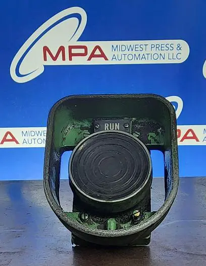 Used ALLEN-BRADLEY 800P-XA Relays & Switches | Midwest Press and Automation #618341