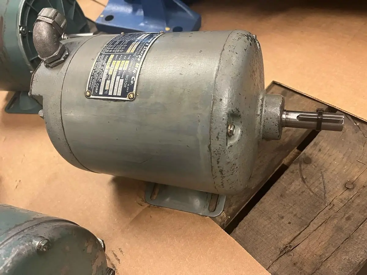 Used BROWN AND SHARPE M788-E3238-CW Motors (misc) Ohio US | Surplus Asset Holdings #1241649
