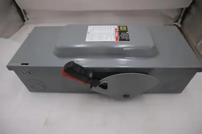 SCHNEIDER ELECTRIC CH363 / CH363 - NEW NO BOX - STOCK SGF133
