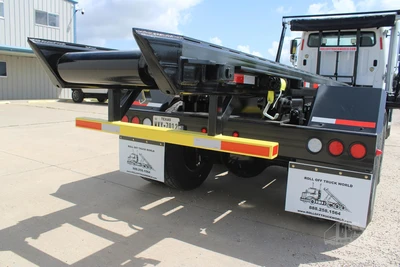 Used 2018 FREIGHTLINER 114SD Rolloff Trucks Texas US | Roll Off Truck World #1491745