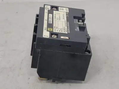 USED SQUARE D 8536SDO1V02S