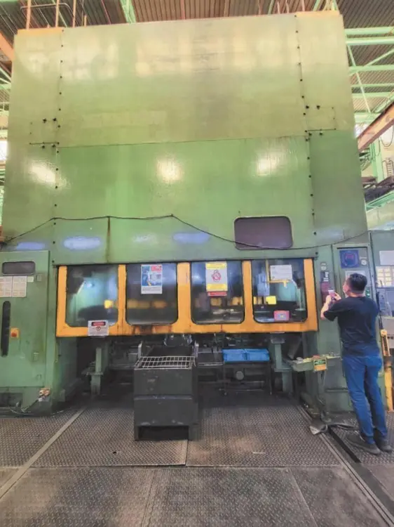 Used 1993 KOMATSU E2T600-BM Transfer Presses | Presses for Industry #406955