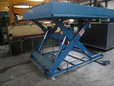USED LODIGE 3 TON 2500 X 3000 MM