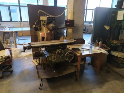 Used PRAGA TOOLS _UNKNOWN_ Universal Machining Centers | TBS Machines #539882