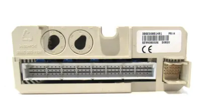 NEW ABB 3BSE008514R1 OUTPUT MODULE