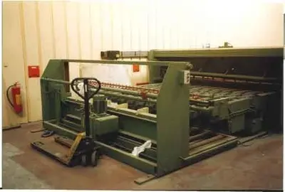 USED HIGHHOLD+STACKING SYSTEM FOR SHEARS