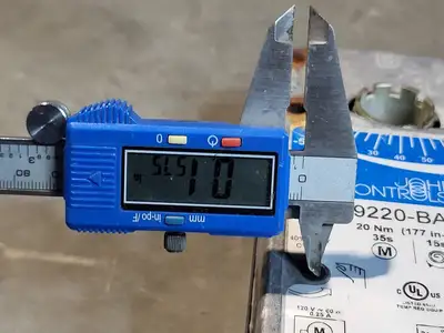 USED JOHNSON CONTROLS M9220-BAC-3