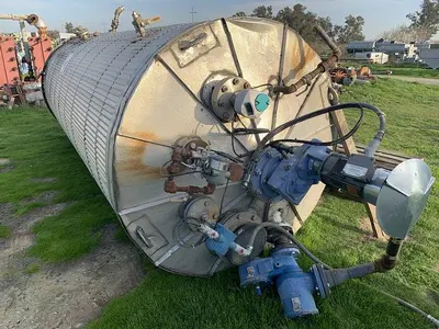 Tank, 2,000 Gallon, 316L Stainless Steel, UL 142, 5' X 14', Agitated #S743622